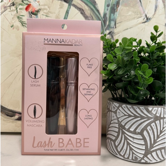 LAST PRICE🍒🤍 MANNA KADAR beauty lash babe lash serum and volumizing mascara ✨ - Picture 3 of 6